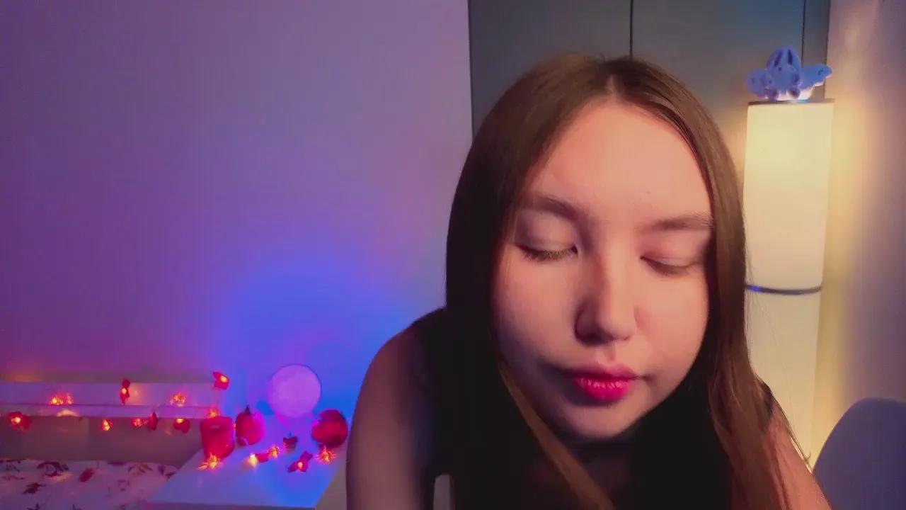 Offline EasterHornshaw on Cam4