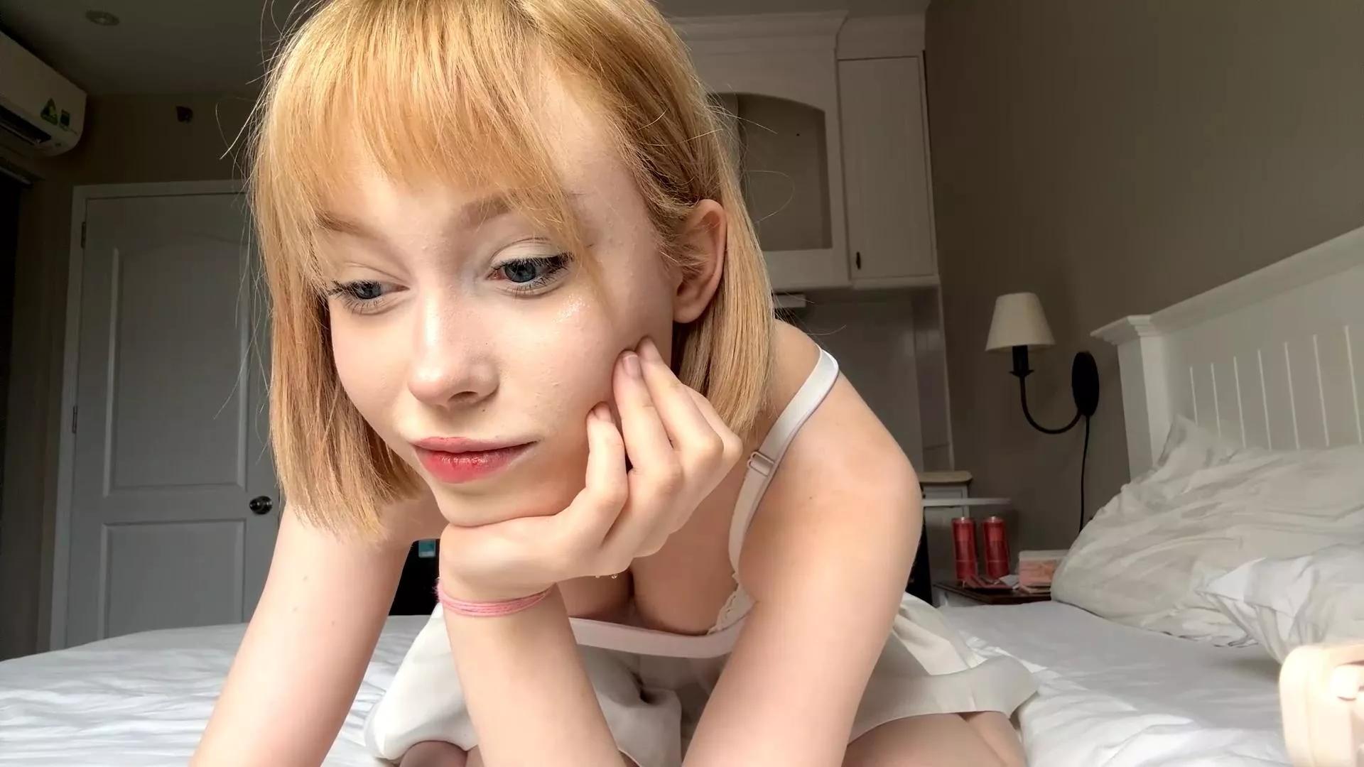 EdaDrews on Cam4 