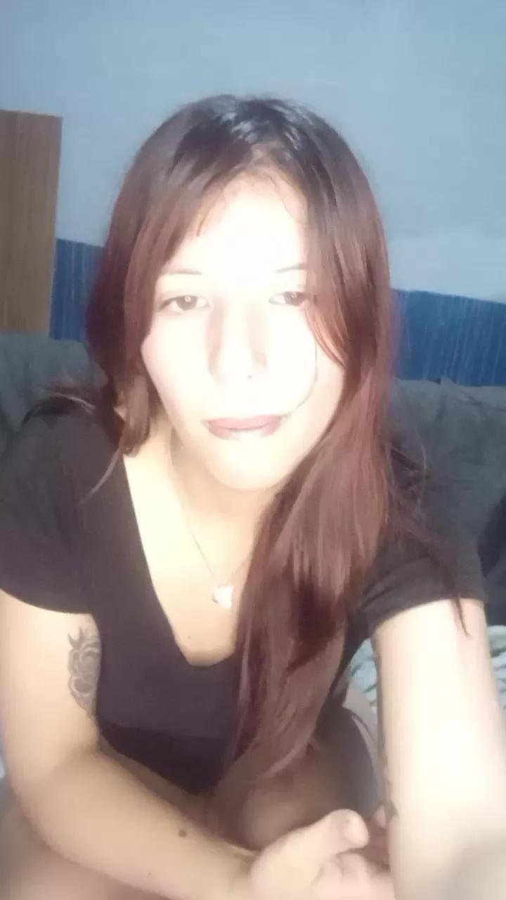edeline_hot on Cam4 