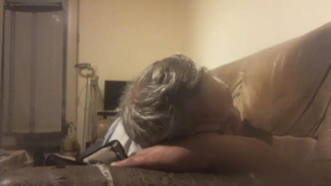 edu2001 on Cam4 