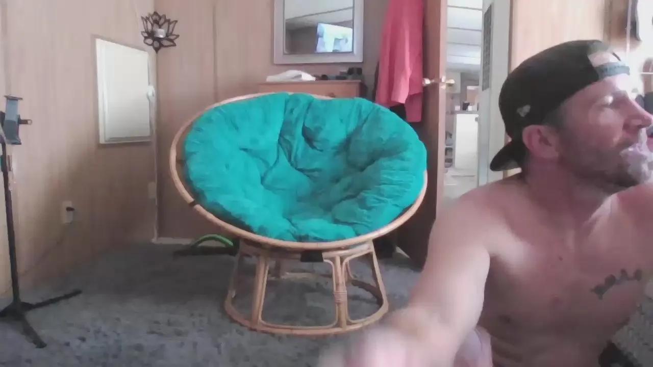 Offline Edwardlong on Cam4