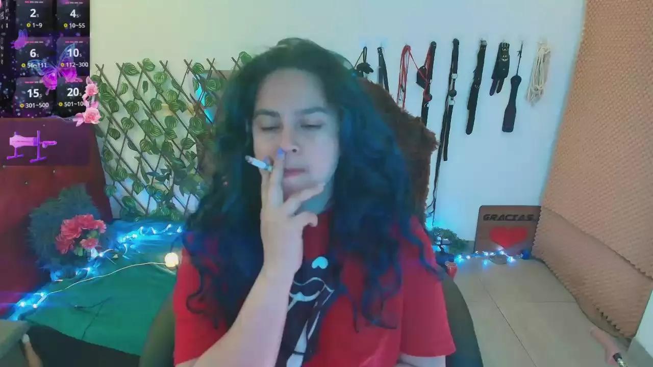 Elektra_323 on Cam4 