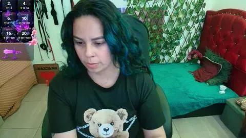 Elektra_323 on Cam4 