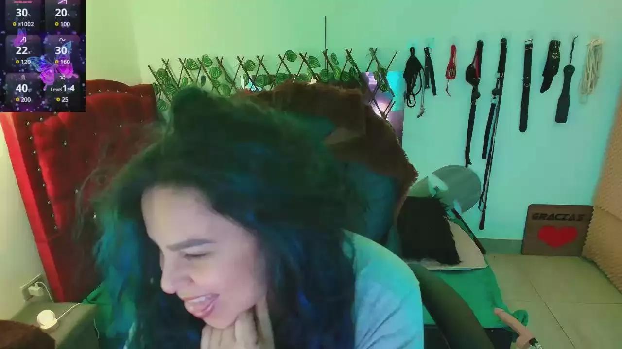 Elektra_323 on Cam4 