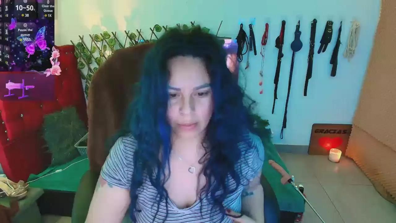 Elektra_323 on Cam4 