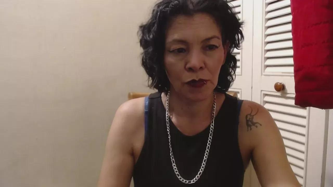 Elektra_momy on Cam4 