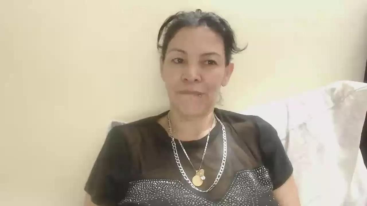 Elektra_momy on Cam4 