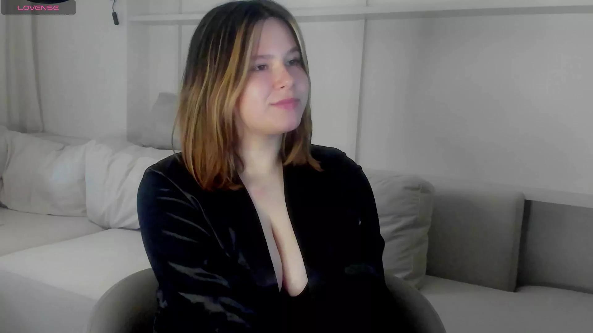 EleneCarley on Cam4 
