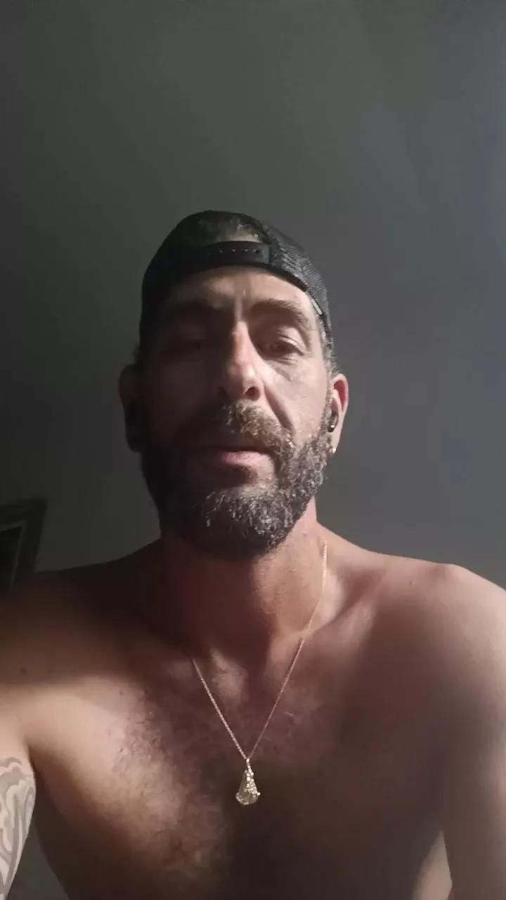 Elfrutero_24 on Cam4 