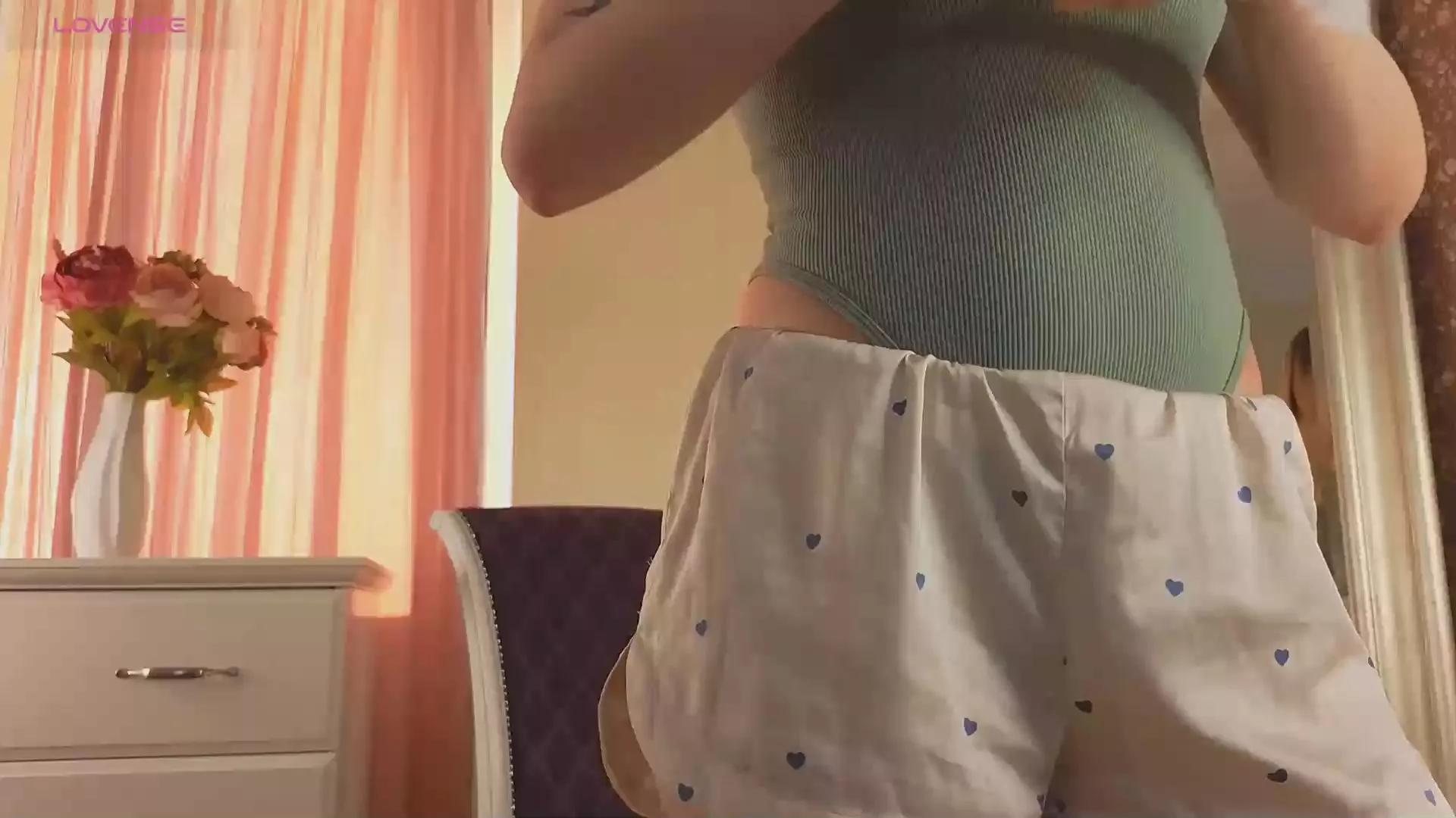 ElletteBaile on Cam4 