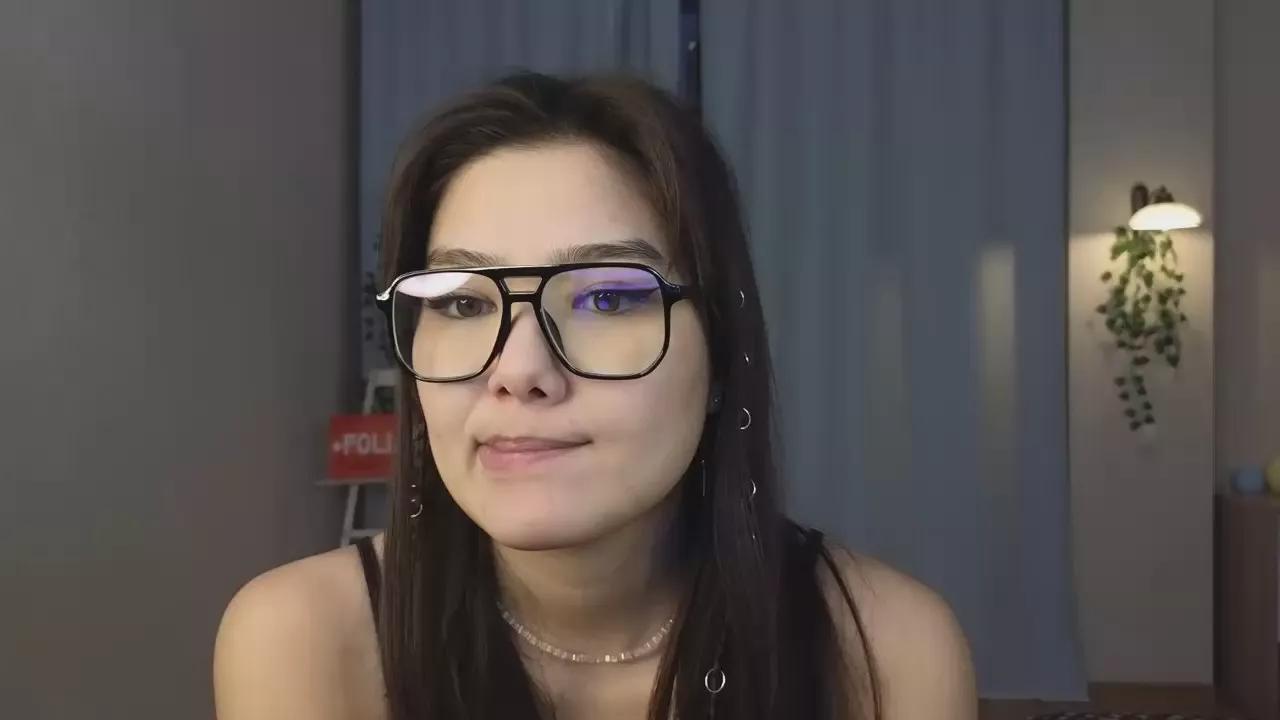 ElletteBenny on Cam4 
