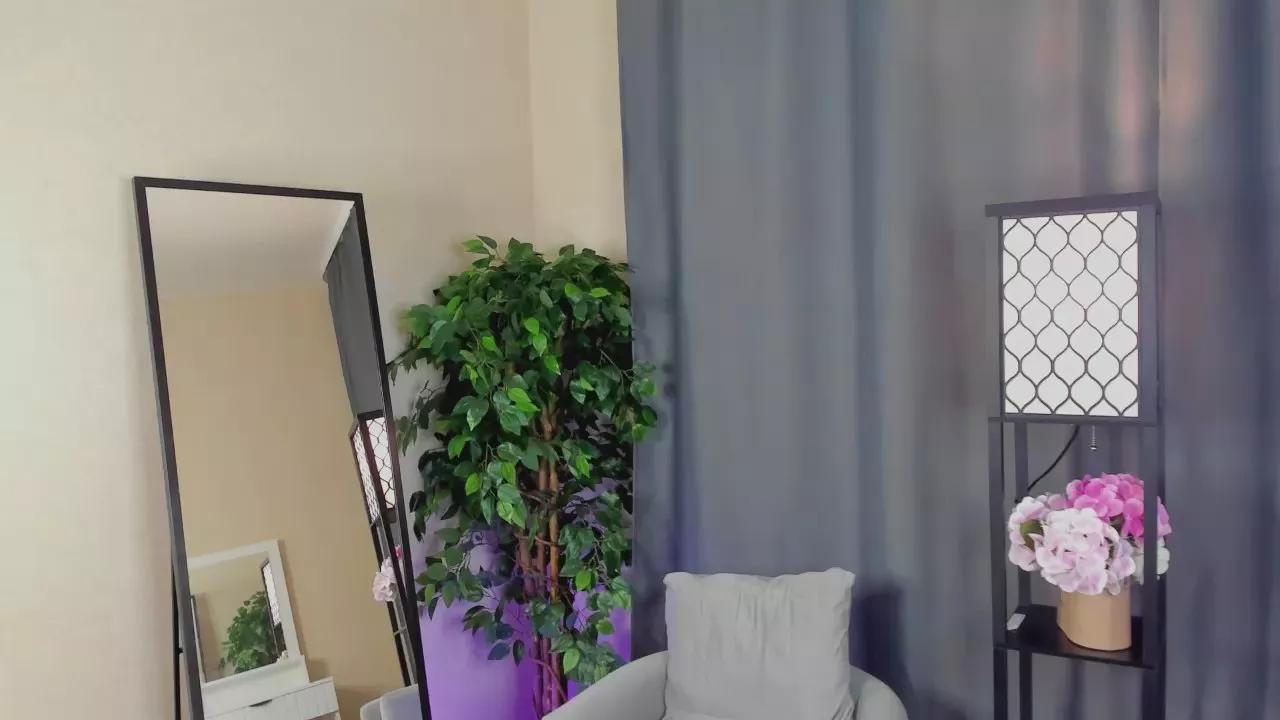 ElviaBisbee on Cam4 