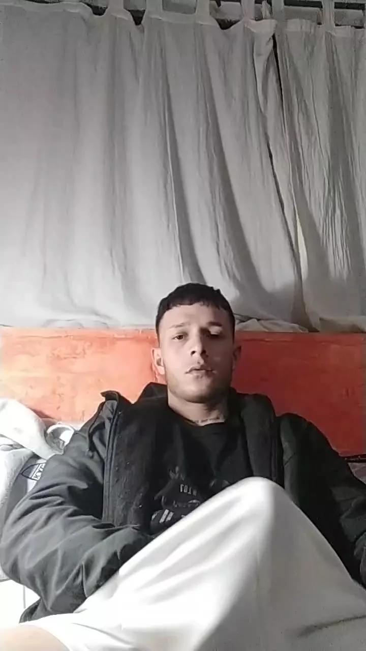 Emaa21c on Cam4 