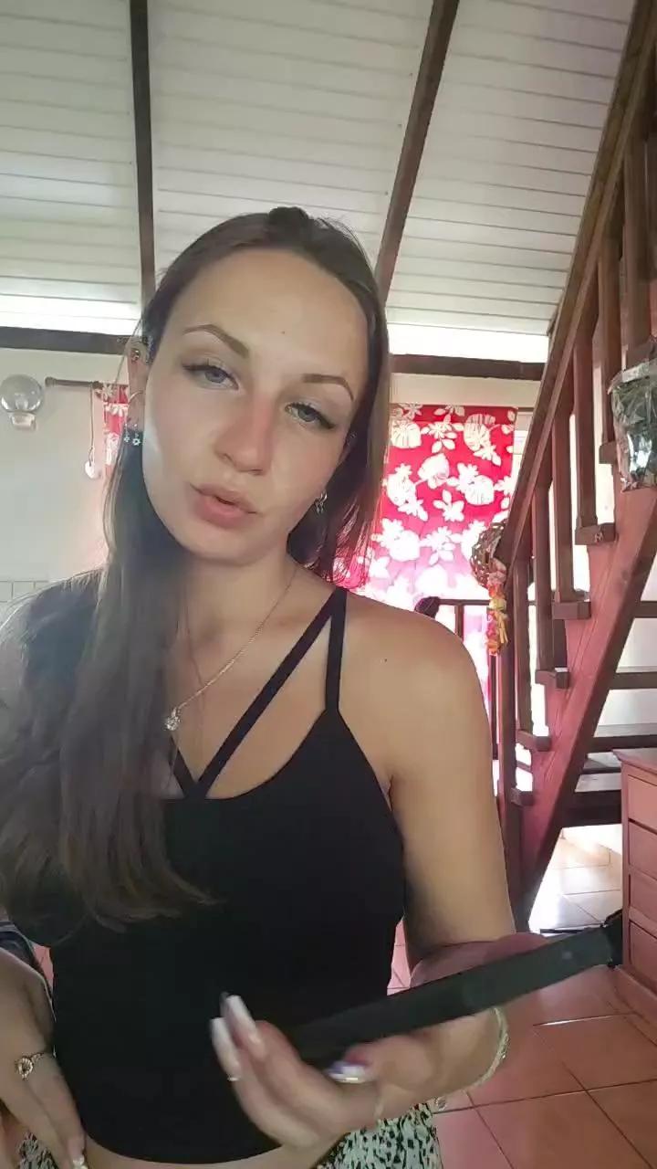 emma4xxx on Cam4 