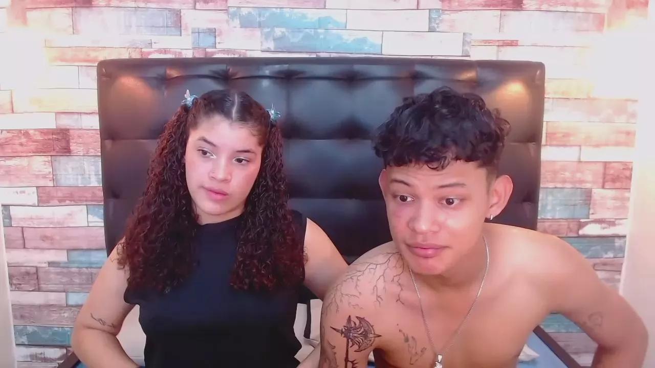Emma_AndAlex on Cam4 