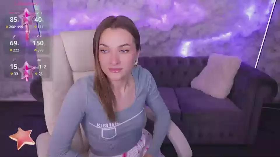 EmmySkyy on Cam4 