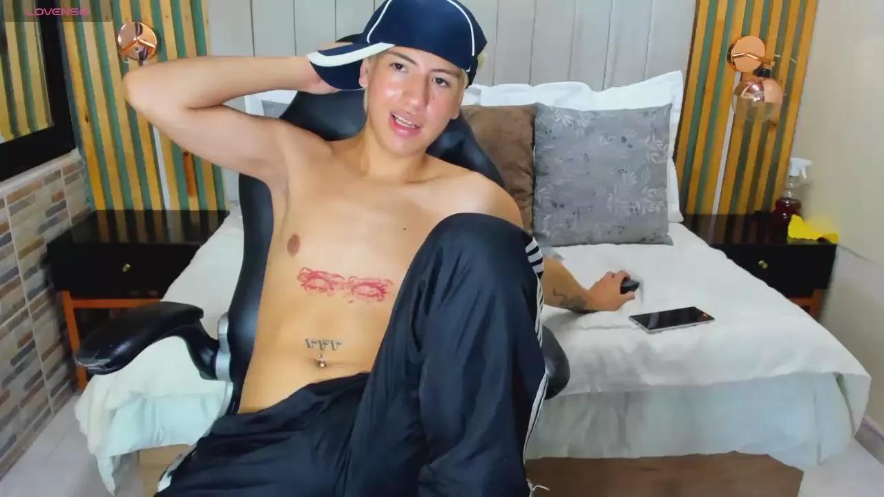 Enrrixxx on Cam4 