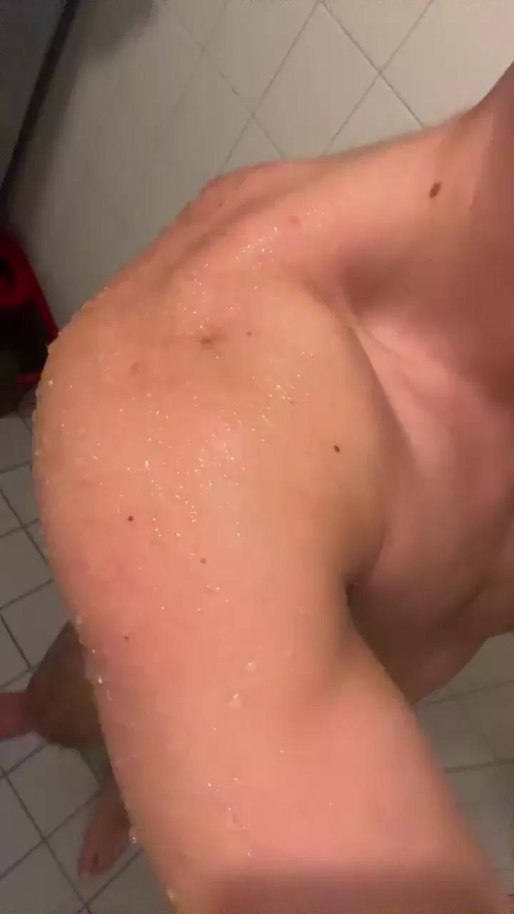 ErenYoungBoy on Cam4 