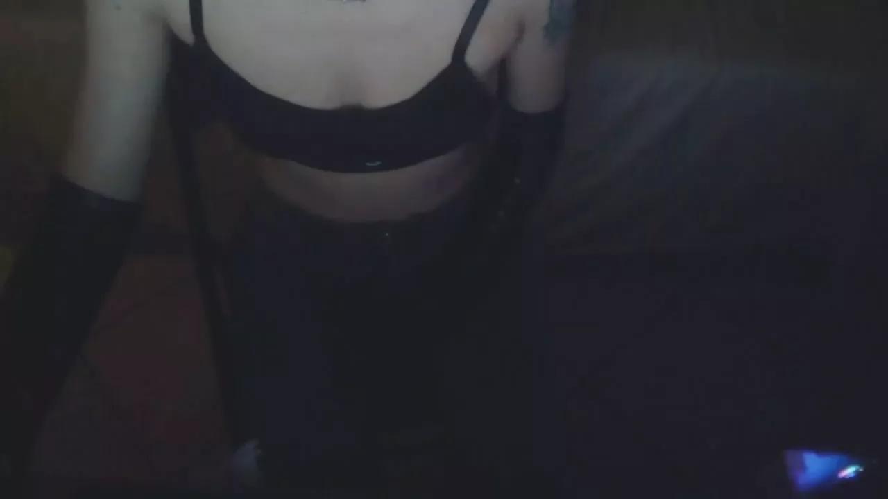Eri_ka02 on Cam4 