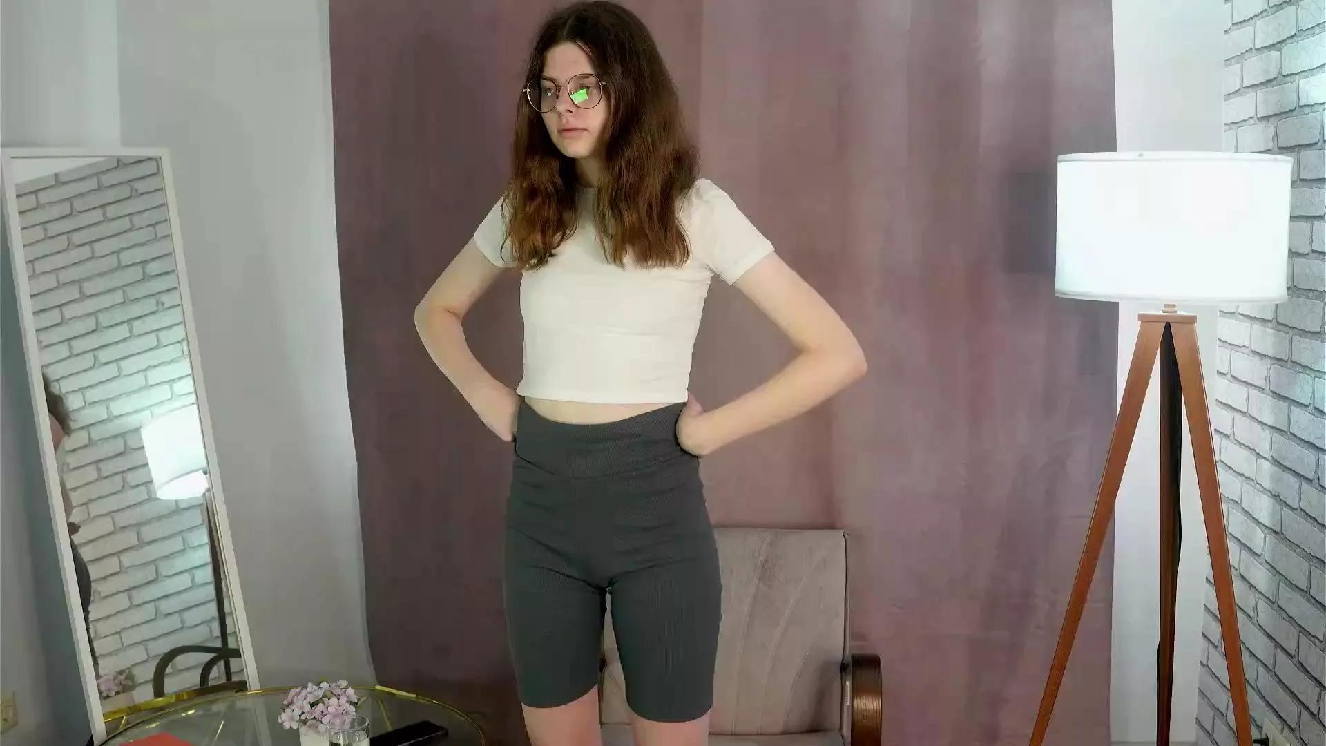 ErlinaFerran on Cam4 