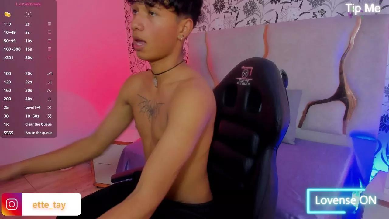 Ette_tay on Cam4 