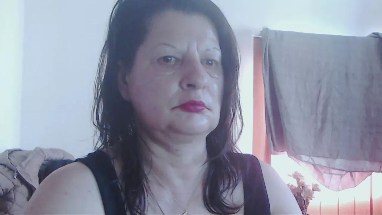 ExtasyMature on Cam4 