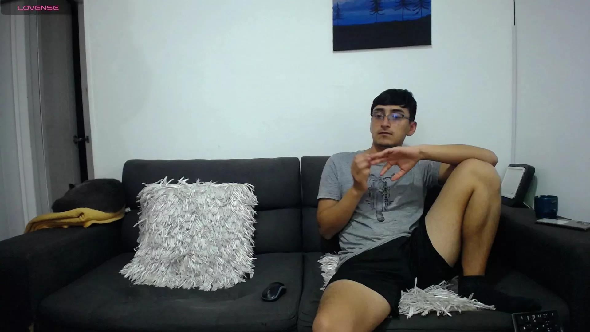 fallgays on Cam4 