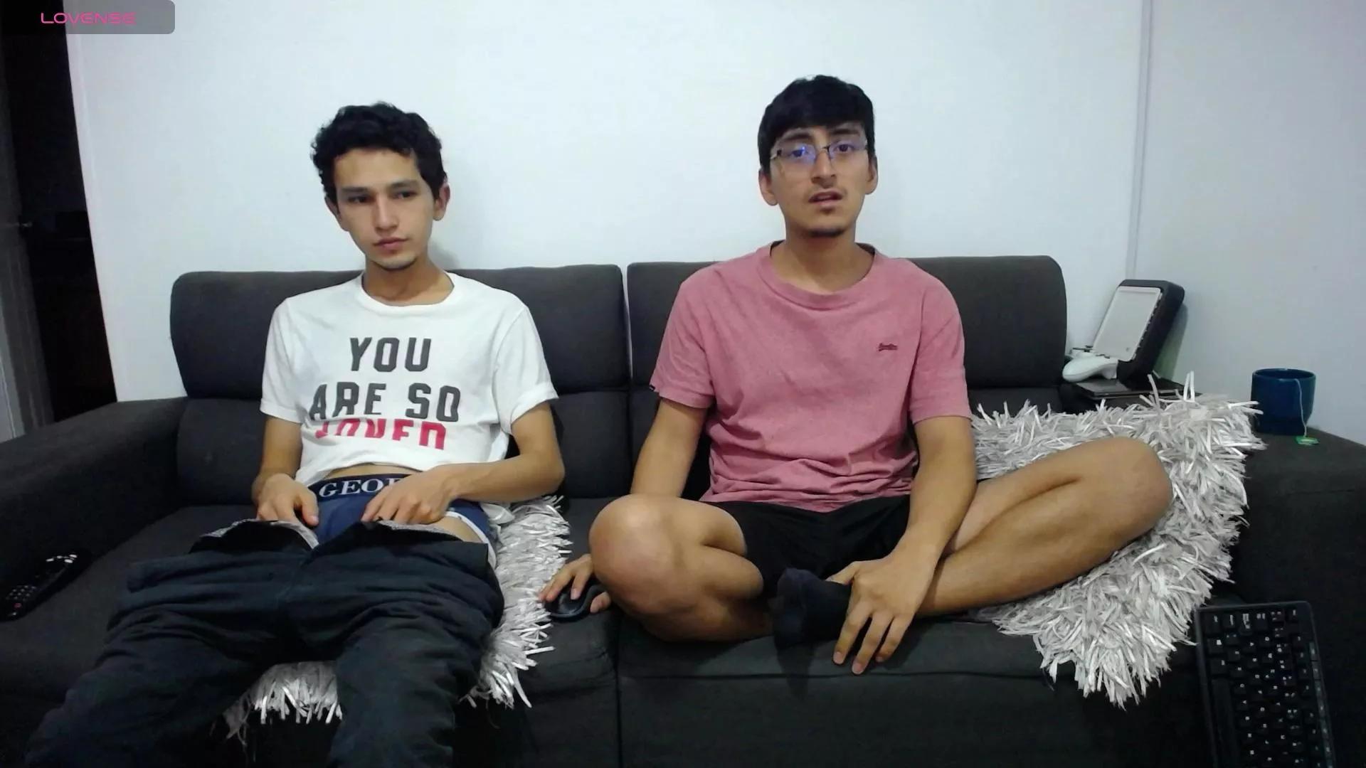 fallgays on Cam4 