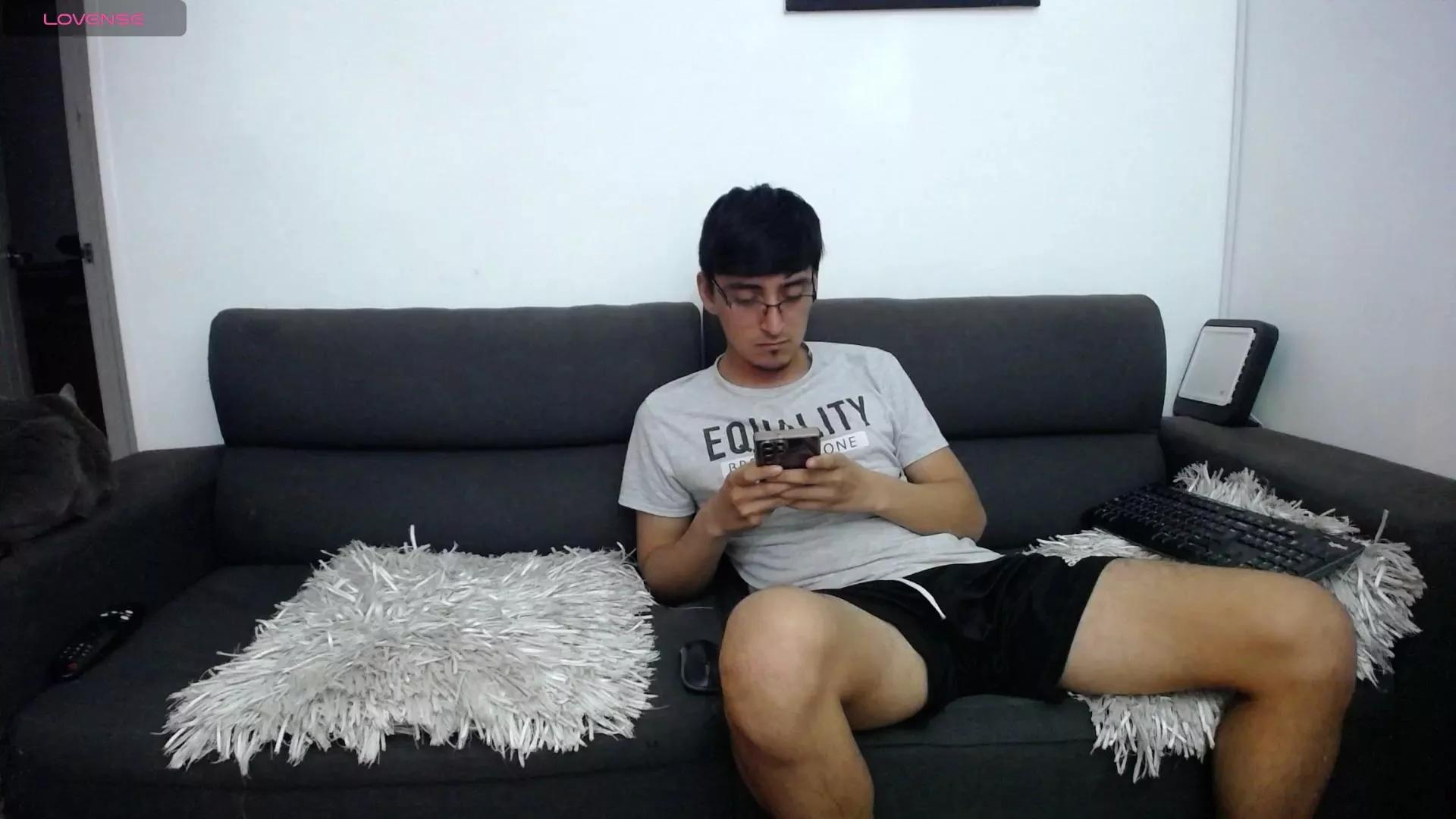 fallgays on Cam4 