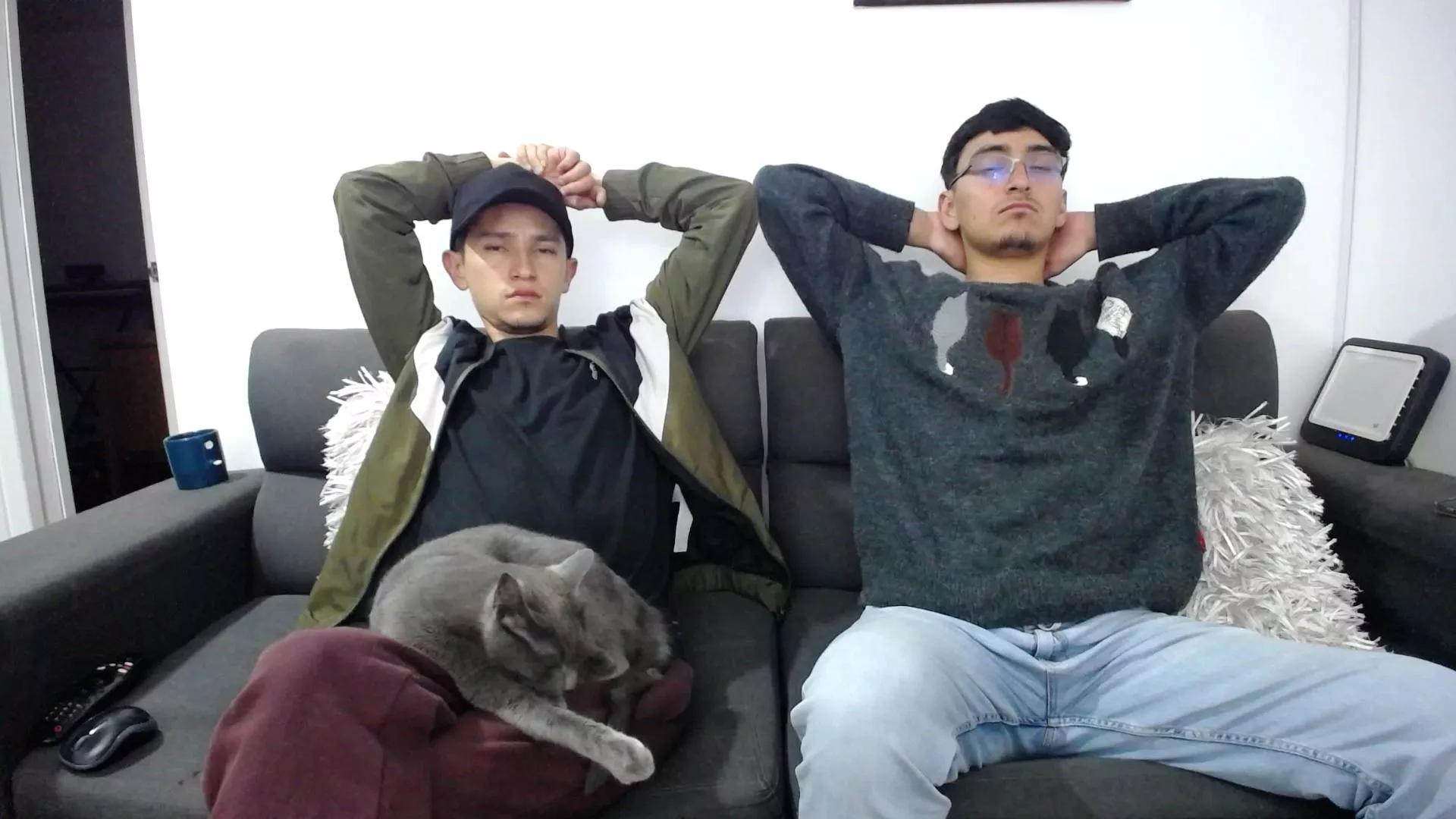fallgays on Cam4 