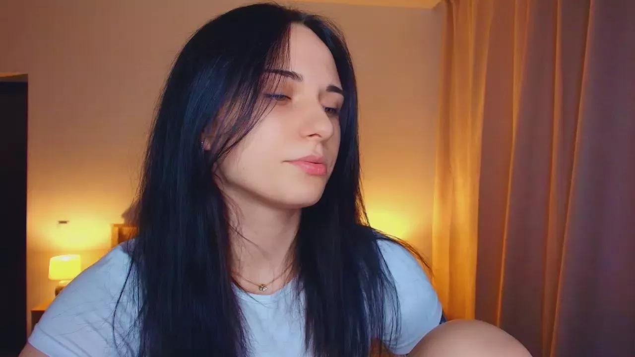 FannyDrewett on Cam4 