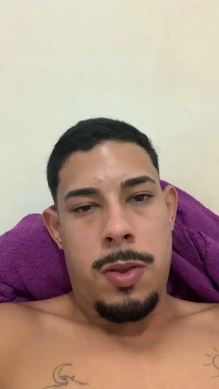 Offline Fernandofn on Cam4