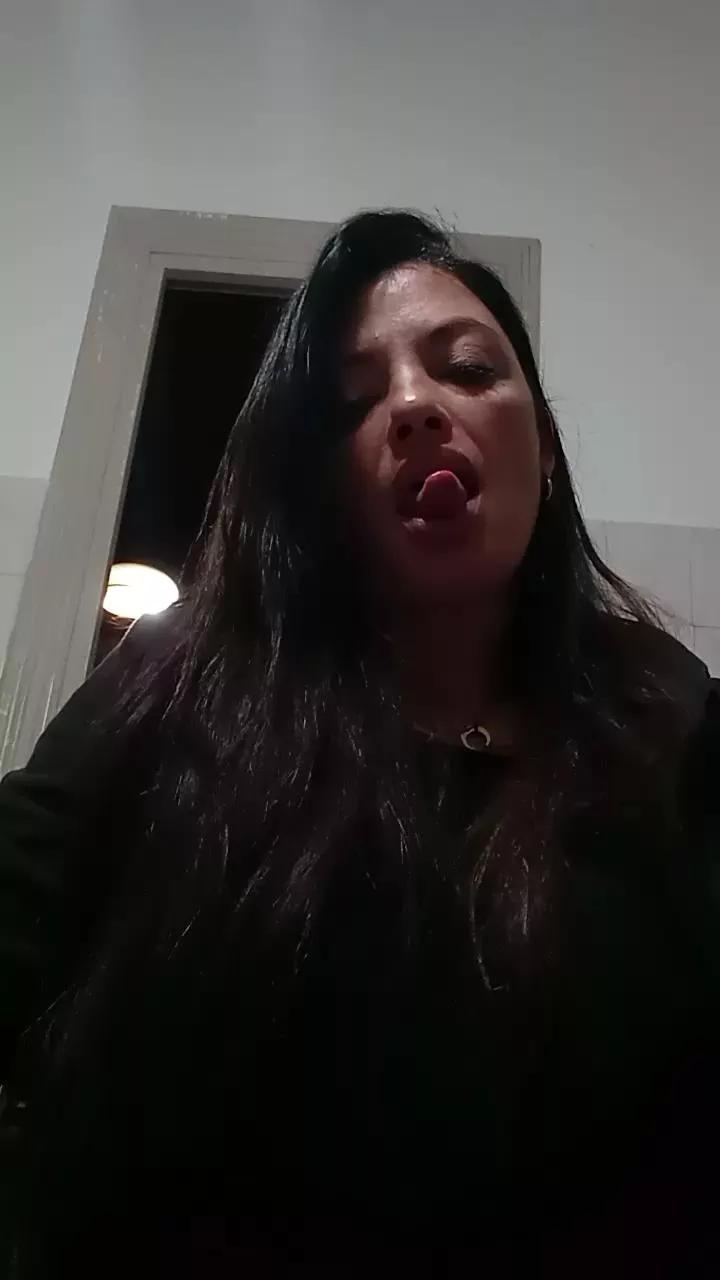 flor229 on Cam4 
