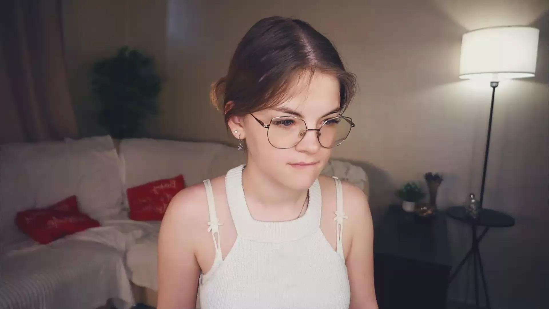 FloraCady on Cam4 