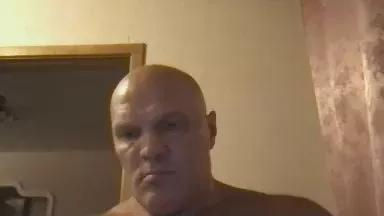 FlyMonster on Cam4 