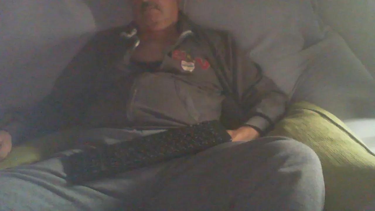 Offline franktour on Cam4