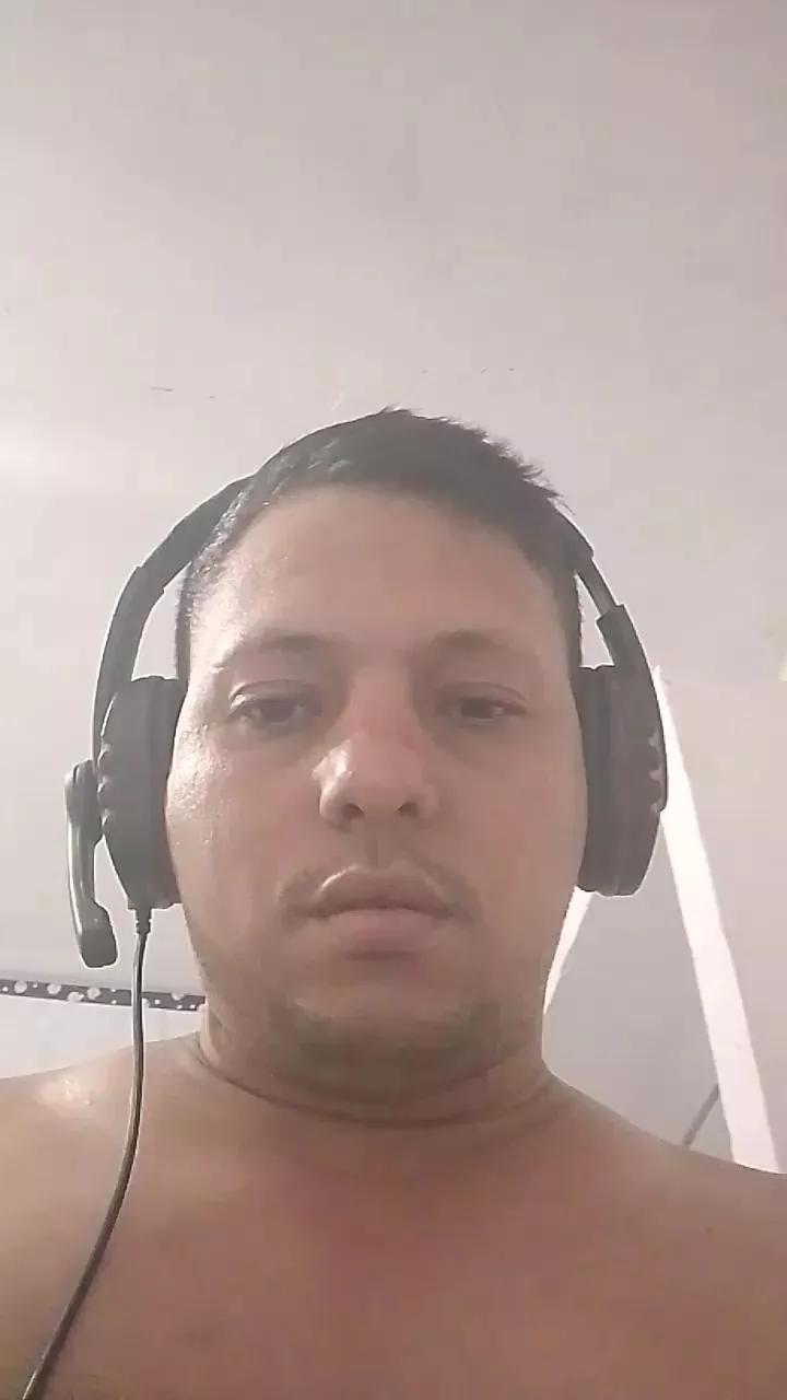 Freetoplaynyx on Cam4 