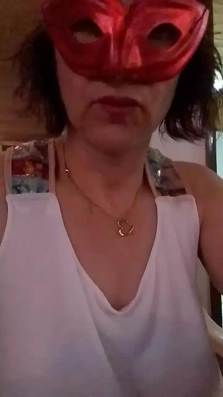 Fufy75 on Cam4 