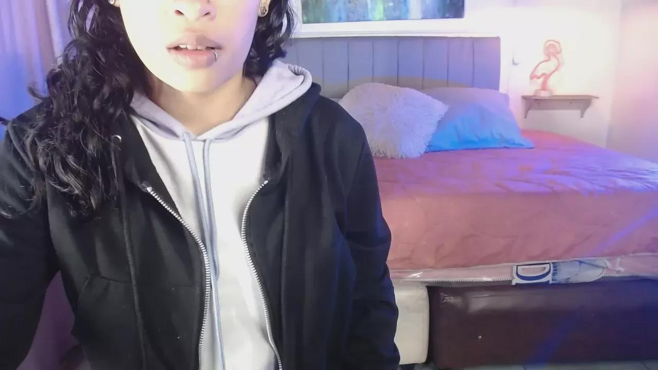 GabbieCutee_ on Cam4 