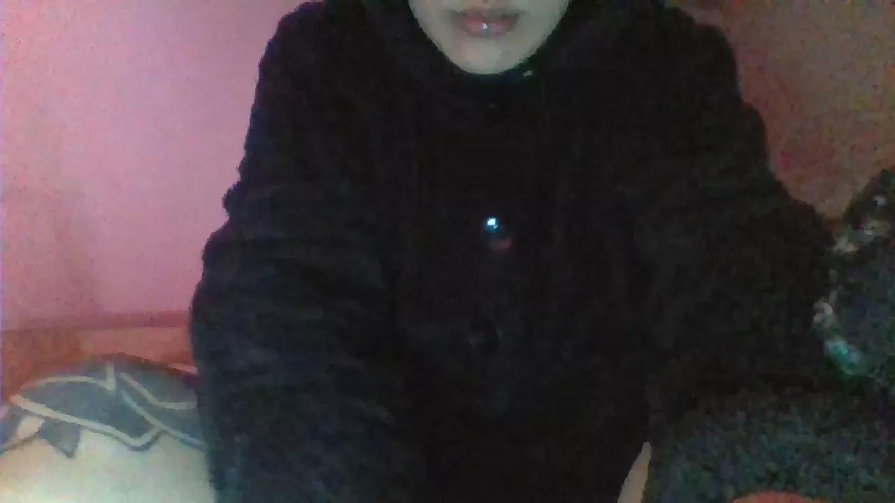 Gatitatristee on Cam4 