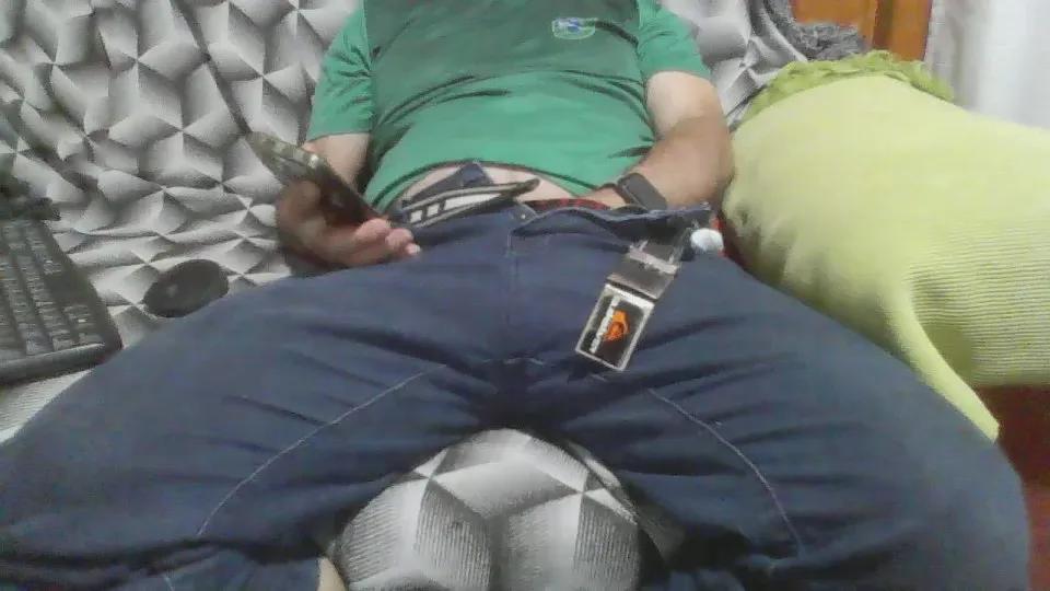 Offline ggostoso_hot on Cam4