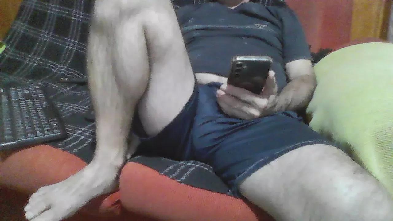 Offline ggostoso_hot on Cam4