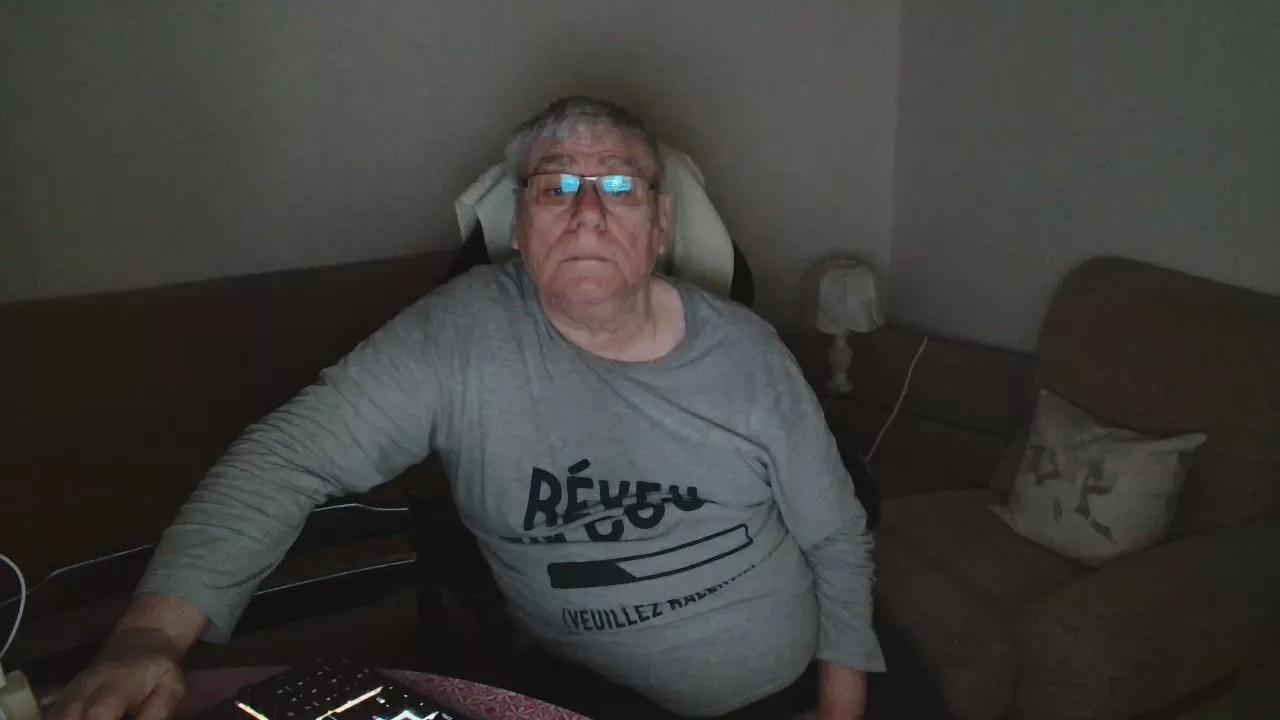 gigi7801 on Cam4 