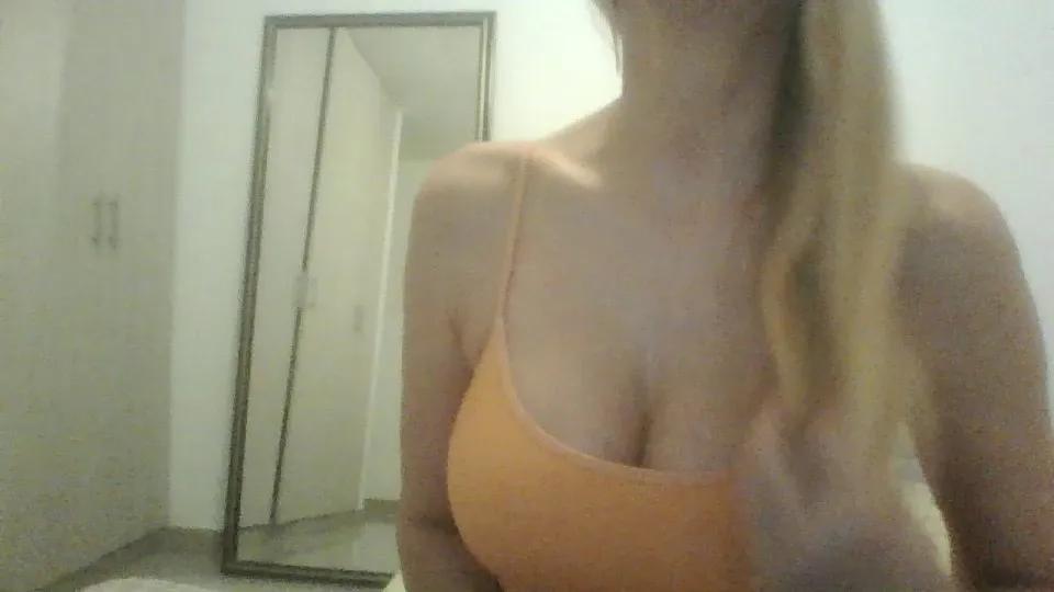 Offline ginaweb on Cam4