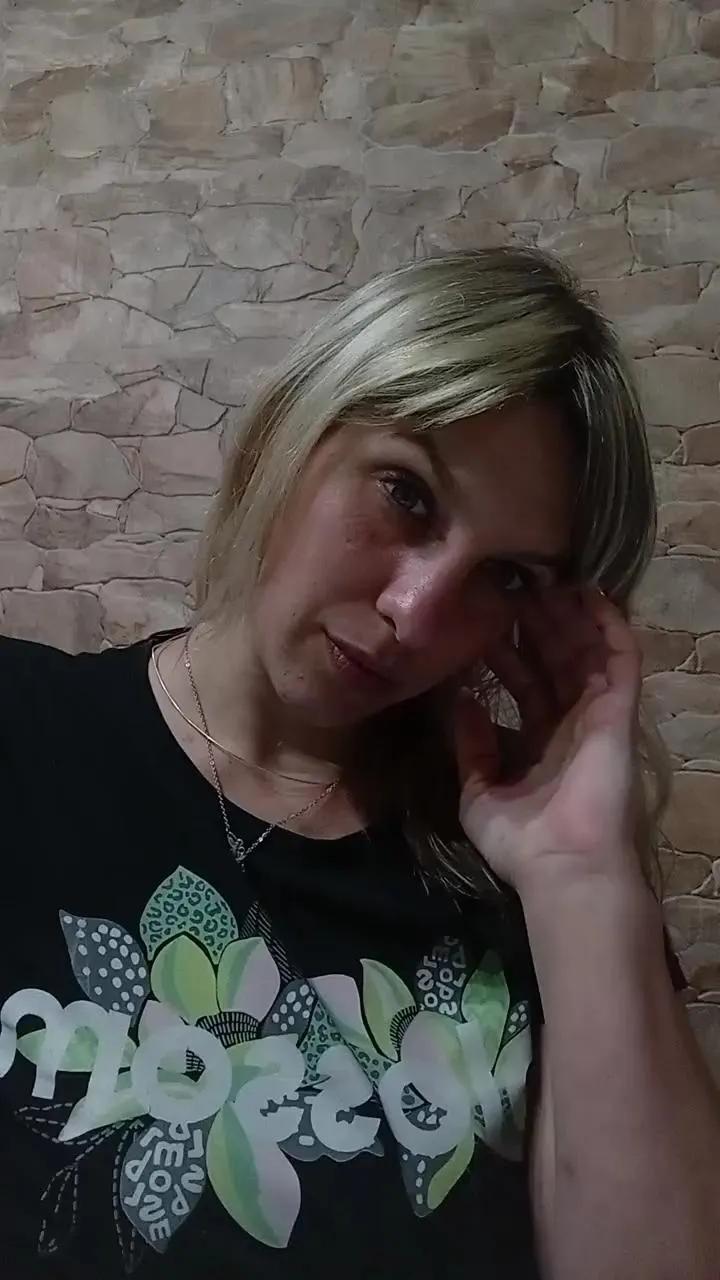 Offline girlfantasy_hot on Cam4