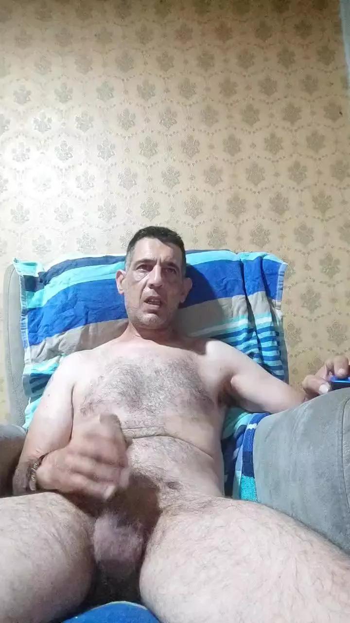 goku222 on Cam4