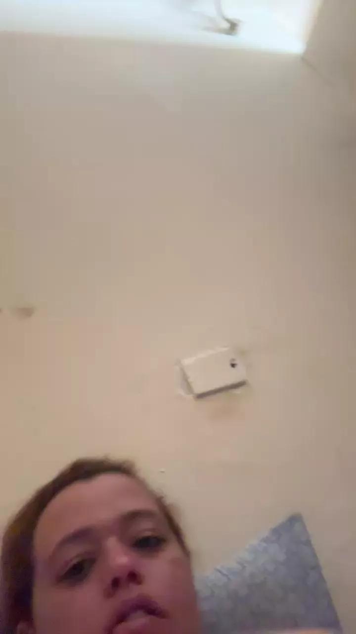 Golosa_18 on Cam4 