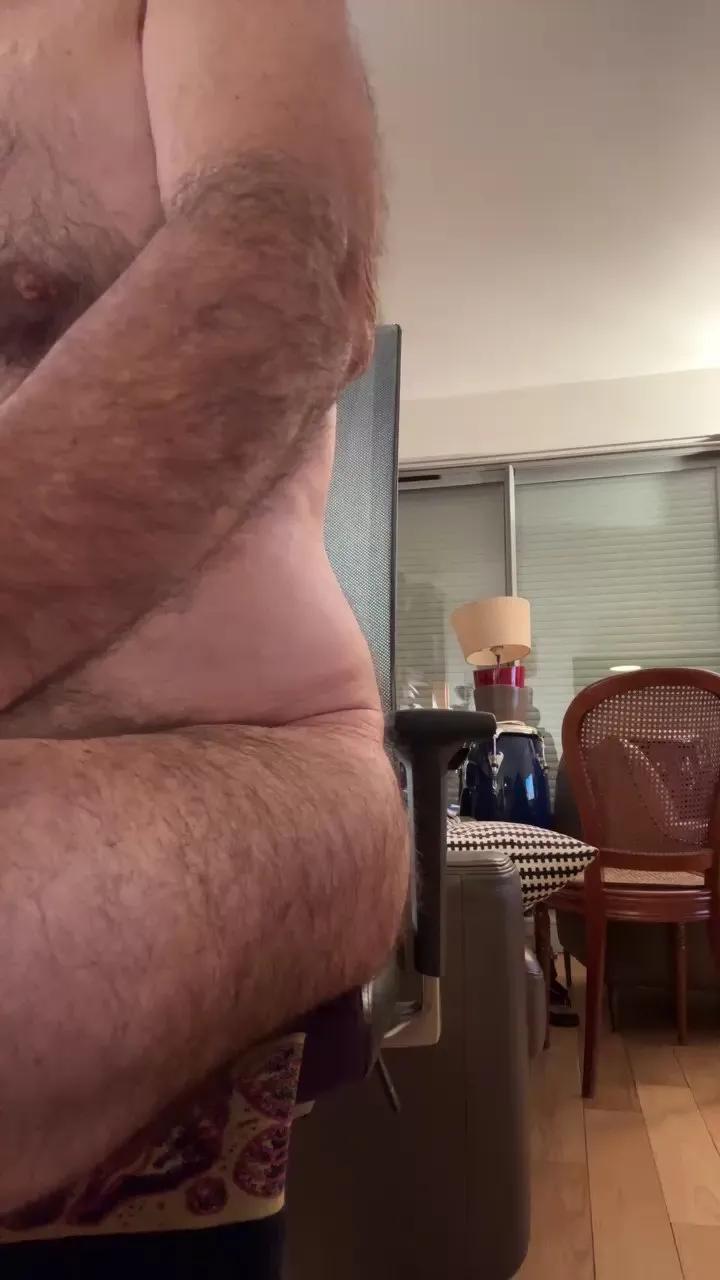 Grandbiquet198 on Cam4