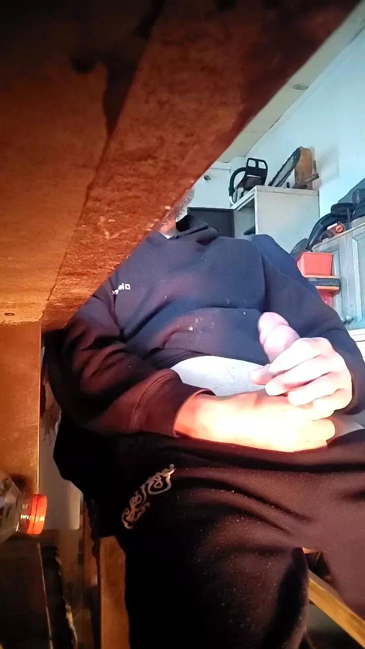 greek1000 on Cam4 