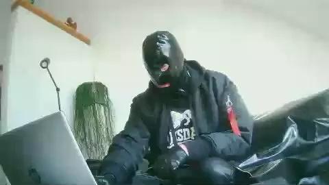 gummi13 on Cam4 